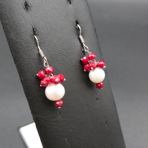 Silver Plated Pearl And Pyrope Garnet Earrings A7275 - Picture 2 of 5